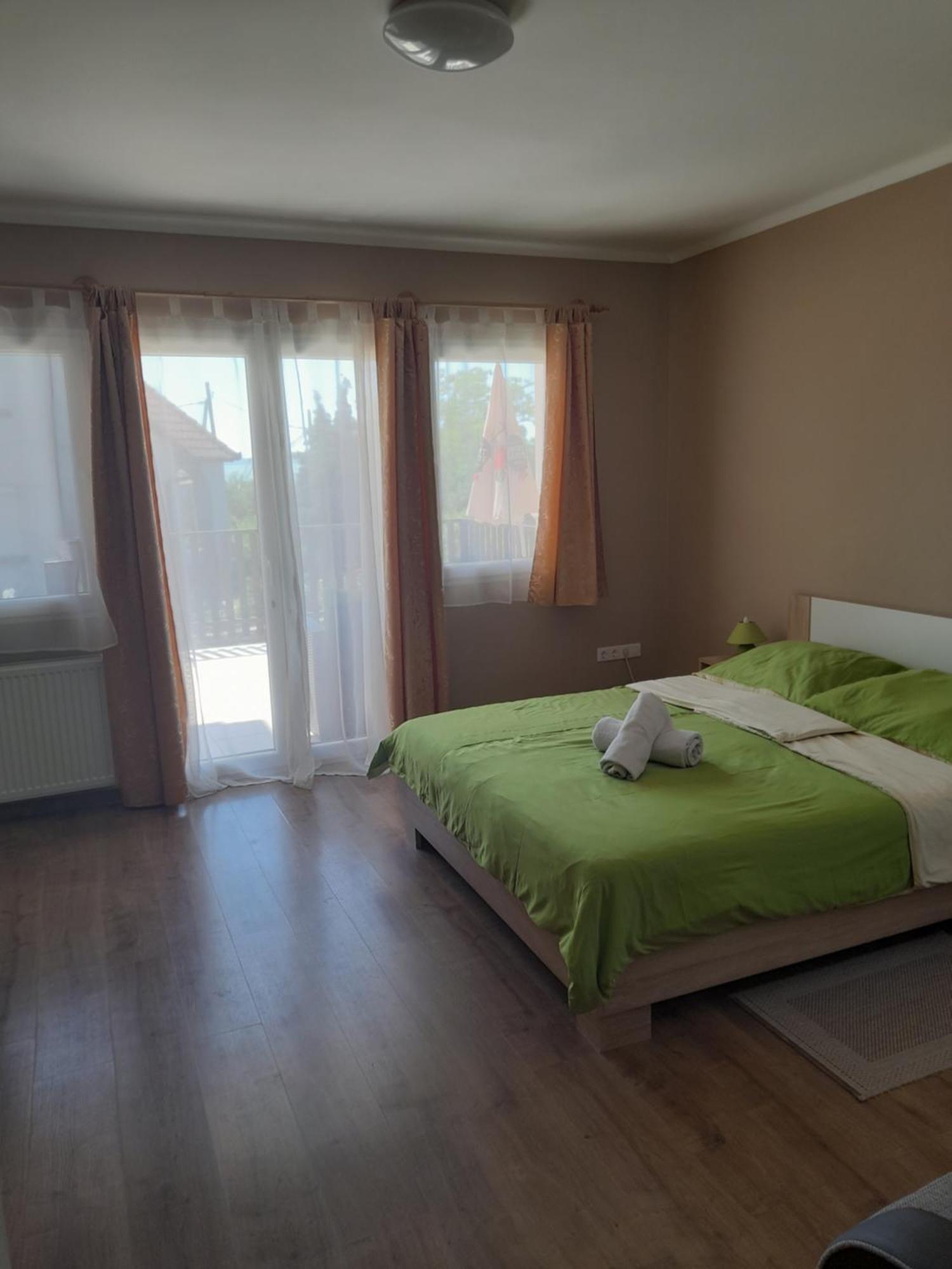 Bed and Breakfast Berkes Vendeghaz Badacsonytördemic Zewnętrze zdjęcie