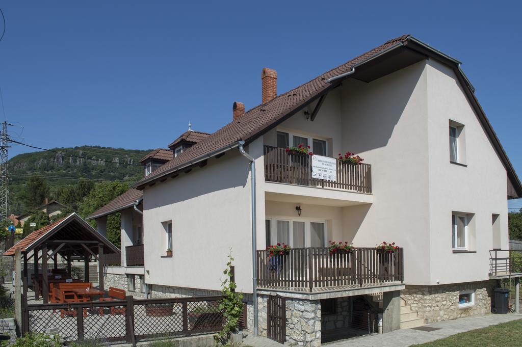 Bed and Breakfast Berkes Vendeghaz Badacsonytördemic Zewnętrze zdjęcie